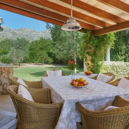 Llangana Villa *