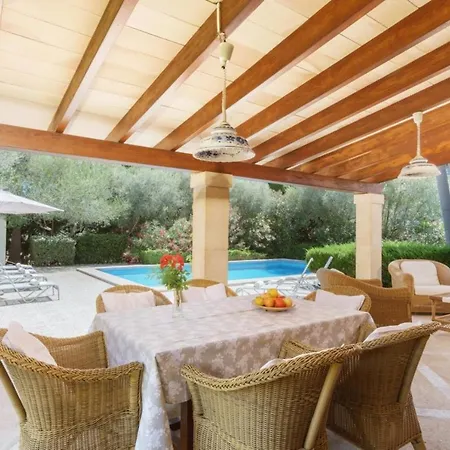Llangana Villa *